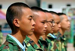 不管多么辛苦我們都會堅持下去