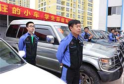新學(xué)期，萬(wàn)通新進(jìn)了一批實(shí)訓(xùn)車(chē)輛