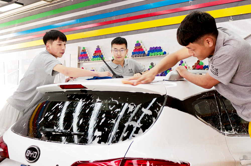 學業(yè)已成，展示技術——億遠定向班結業(yè)考核