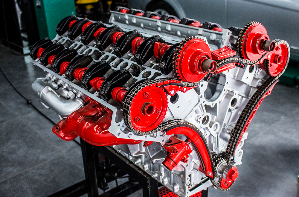 V8發(fā)動機